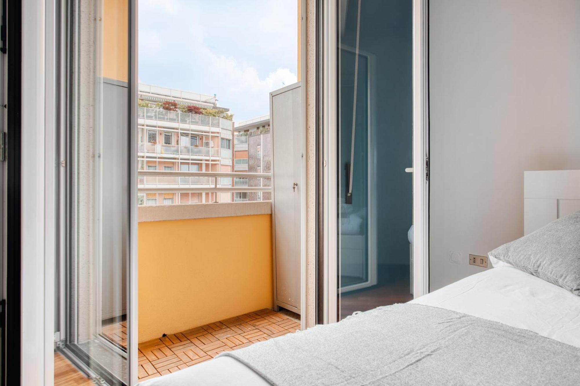 Roncaglia 25, 4 Guests And Balcony Apartment *